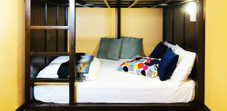 Hostal Click Hostel
