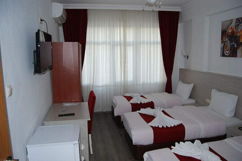 Ferah Hotel