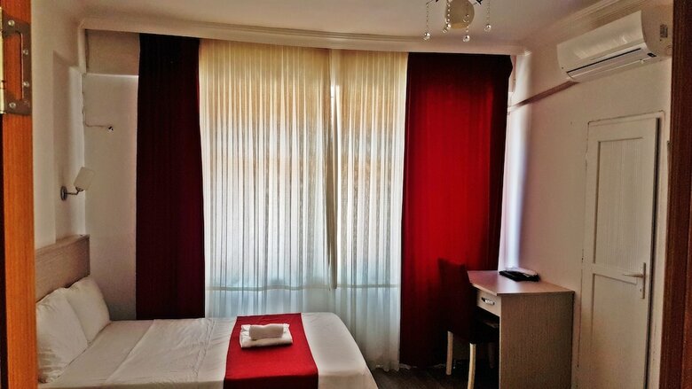 Ferah Hotel