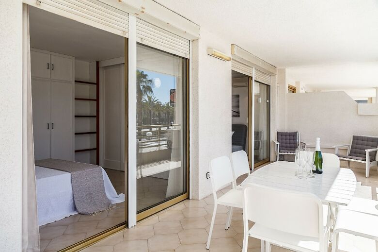 Uhc Novelty Apartments