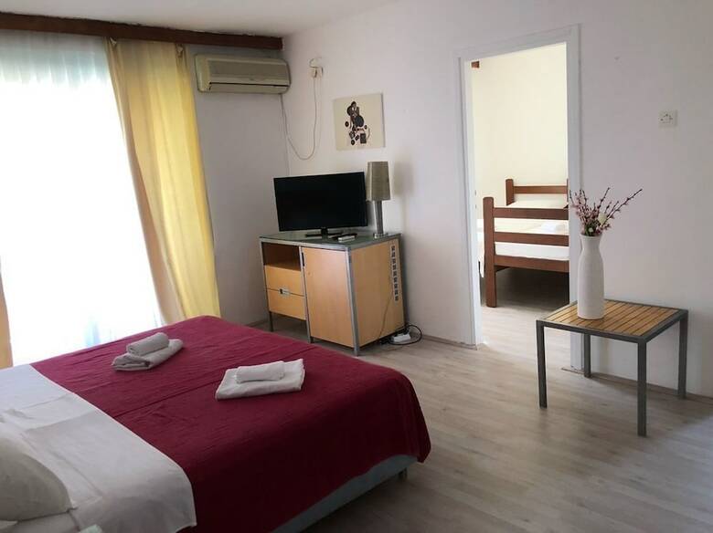 Bip Hotel