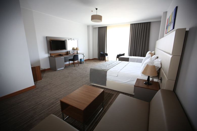 Familya Hotel