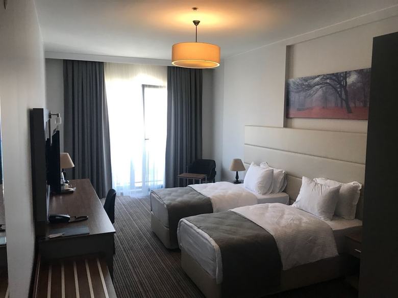 Familya Hotel