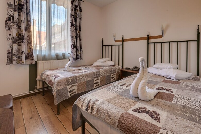 Fullton Hotel