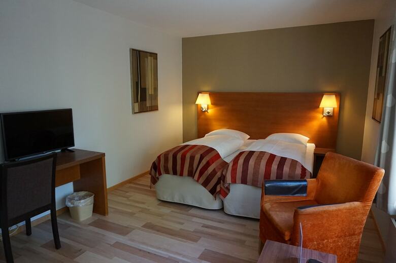 Hotel Storebaug Gjesteg�rd