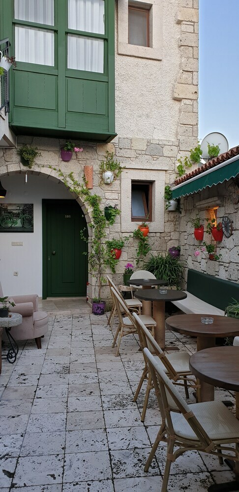 Apaz Butik Hotel