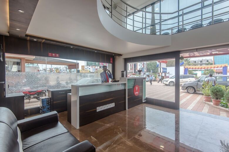 Oyo 9501 Hotel Shanti Kamal B N