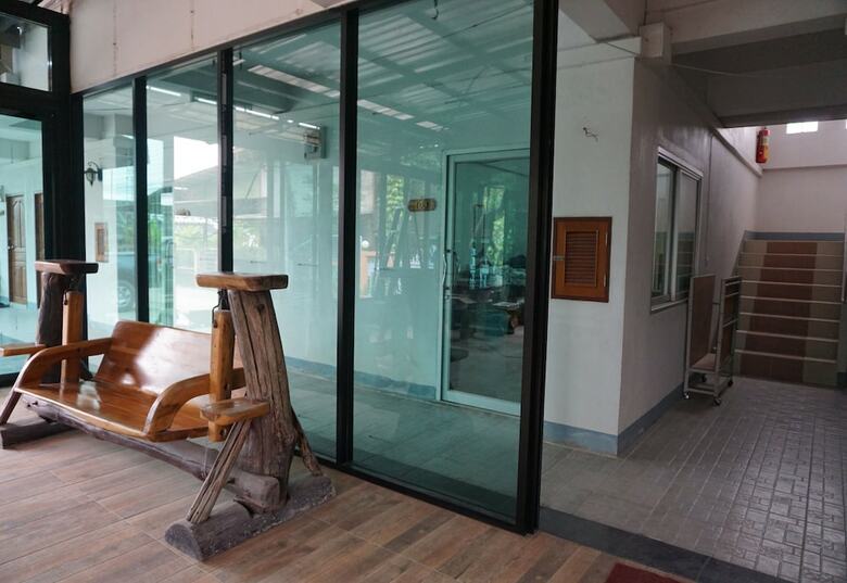 Hotel Kasarin Court