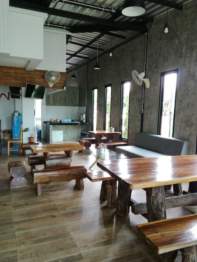 Hotel Kasarin Court