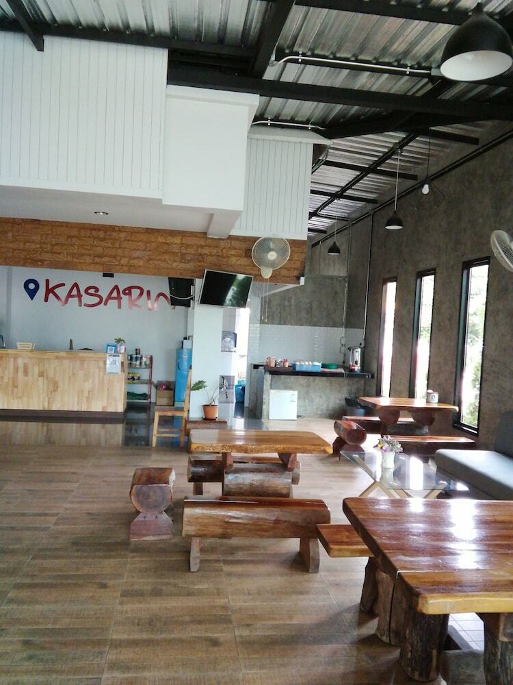 Hotel Kasarin Court