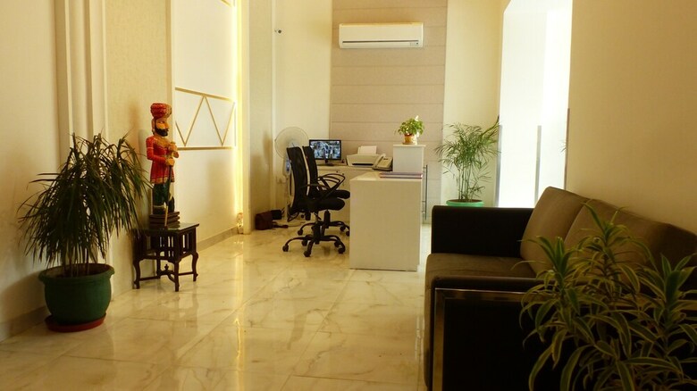 Hotel Sai Village Cyber Park