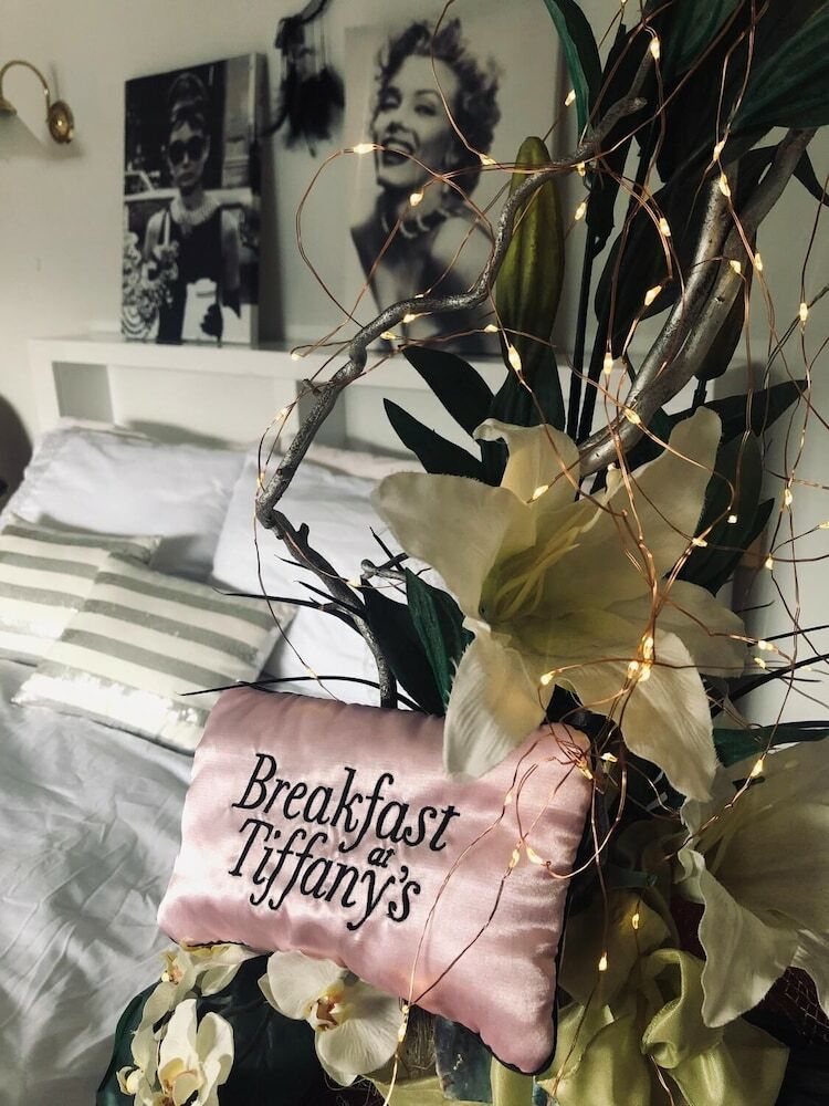 Breakfast At Tiffany's B&B