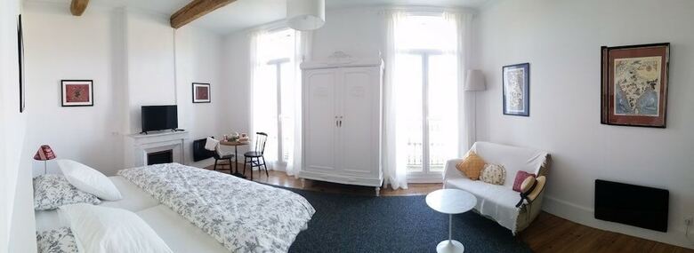 Hotel Aumes Sweet Home