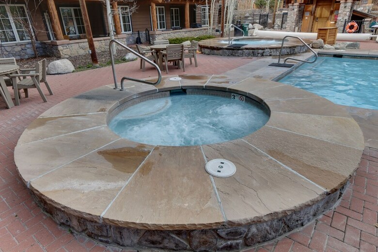 Dakota Lodge 2 Bed 2 Bath