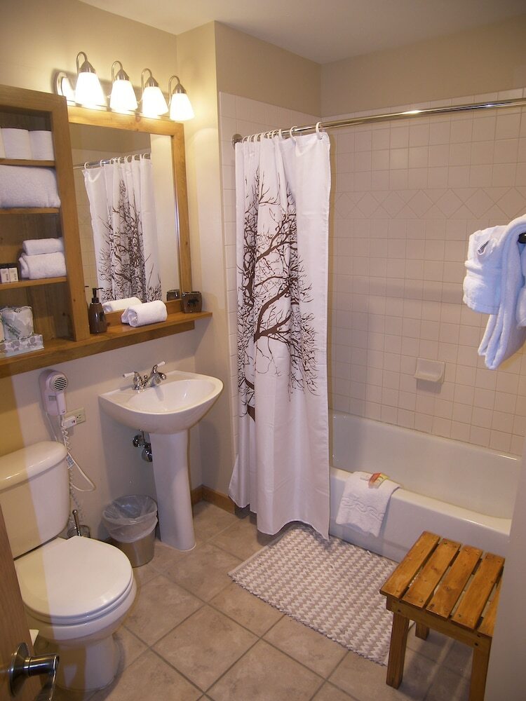 Dakota Lodge 2 Bed 2 Bath