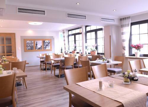 Hostal Weinhaus Gr�fen
