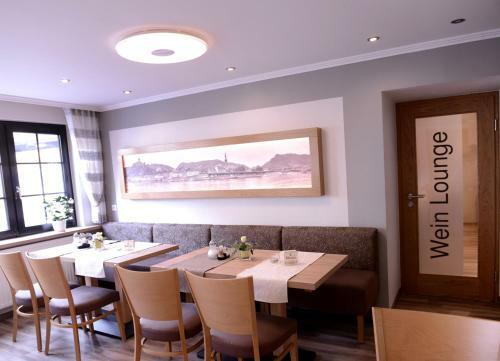 Hostal Weinhaus Gr�fen