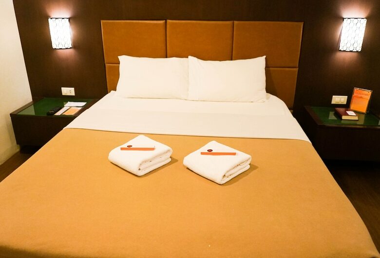 Tacloban Plaza Hotel