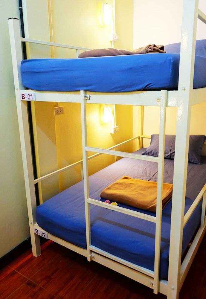 Hostal Dd&b Hostel