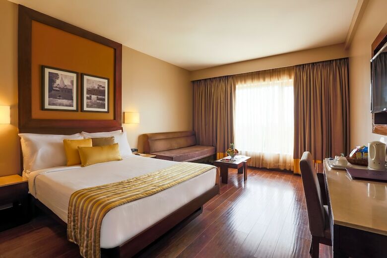 Hotel Sun N Sand Shirdi