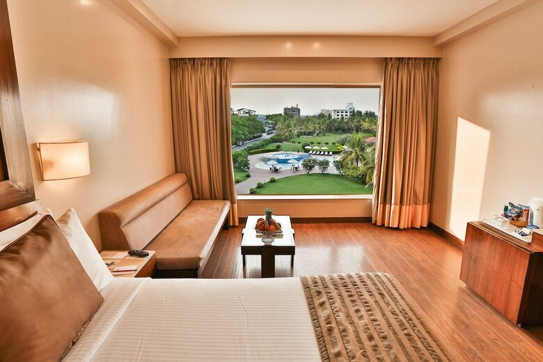 Hotel Sun N Sand Shirdi