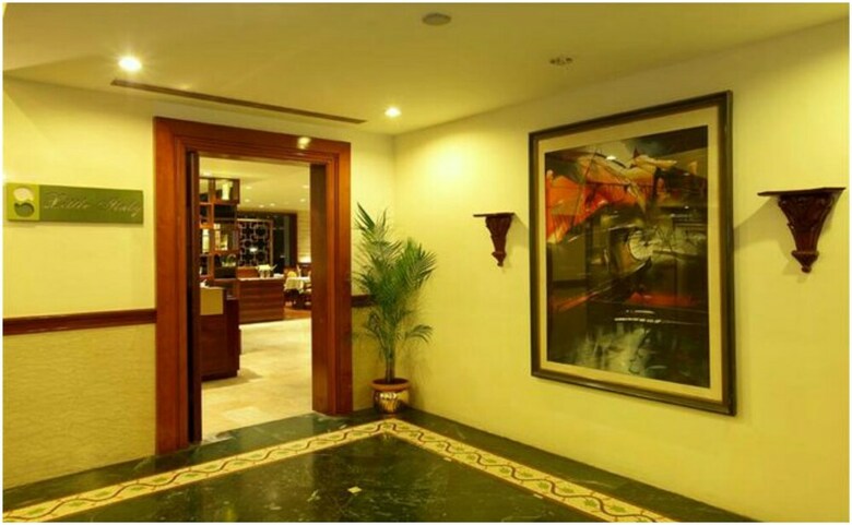 Hotel Sun N Sand Shirdi