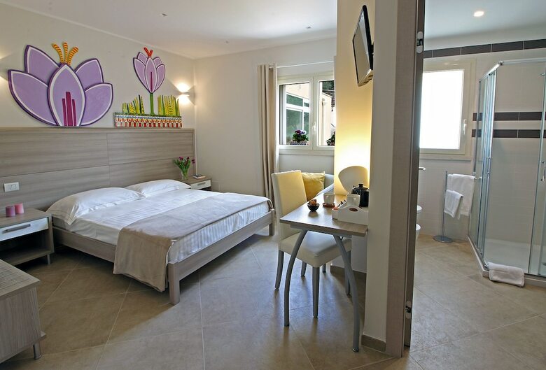 Hotel Sik� Holiday Home