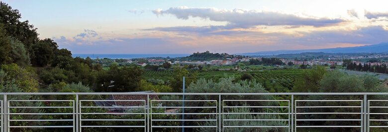 Hotel Sik� Holiday Home