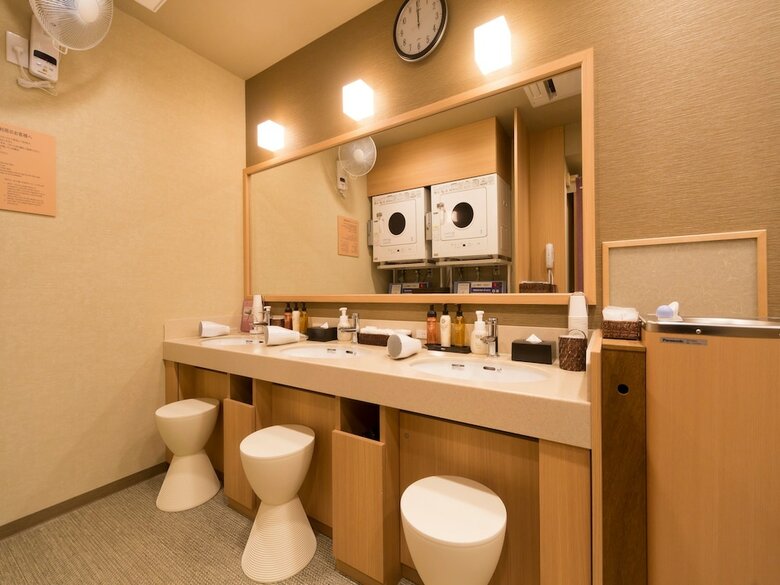 Hotel Global Cabin Tokyo Suidobashi