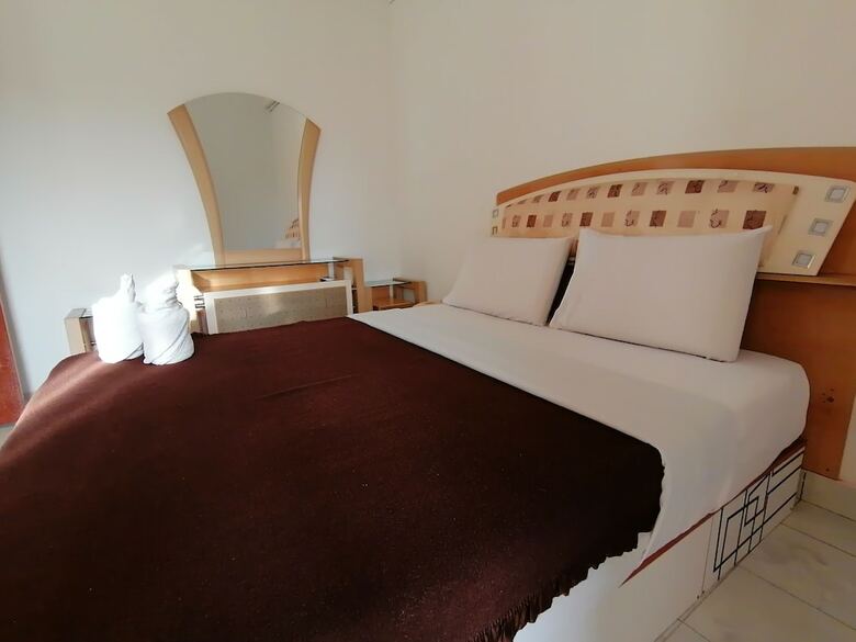 Hotel Api-api Guest House