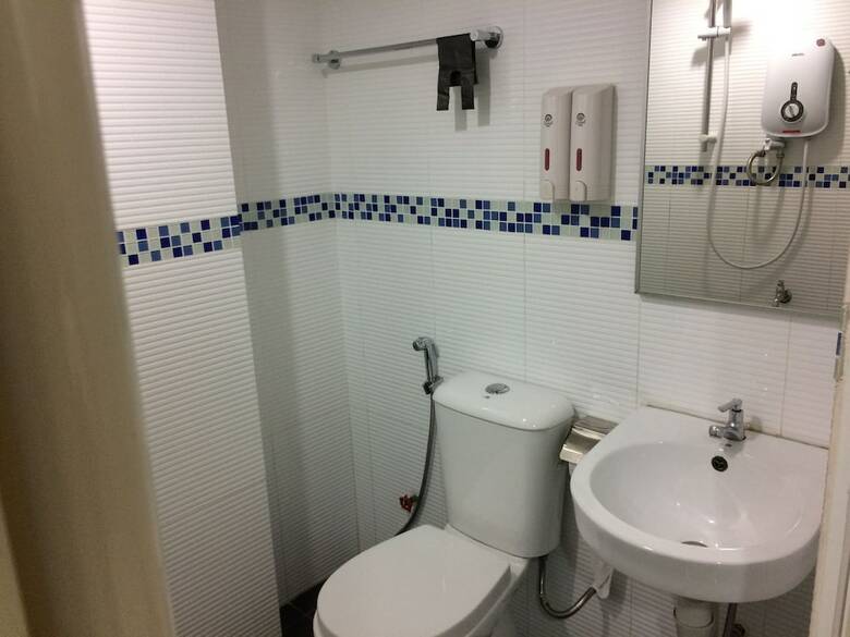 Hotel Api-api Guest House
