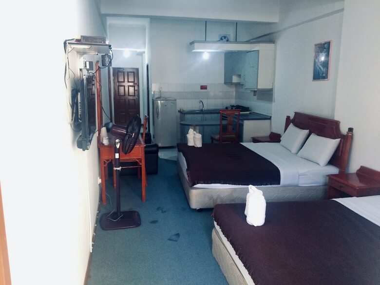 Hotel Api-api Guest House