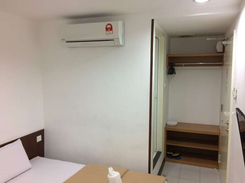 Hotel Api-api Guest House