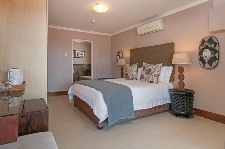 Hotel Whale Away Guest House