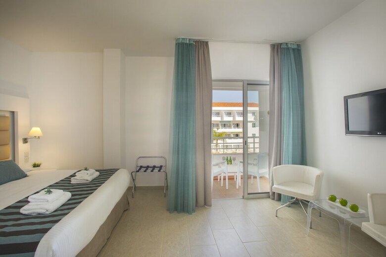 Hotel Leonardo Cypria Bay- All Inclusive