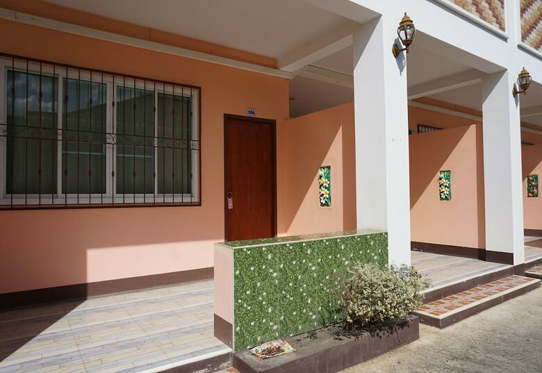 Hotel Kanoktid Place