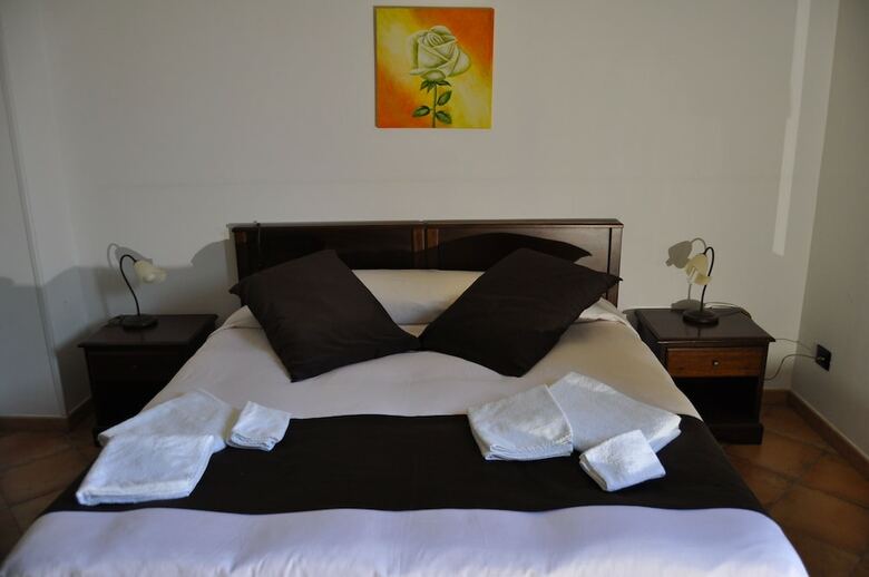Bed And Breakfast Giardini Di Marzo