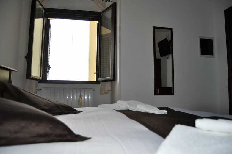 Bed And Breakfast Giardini Di Marzo