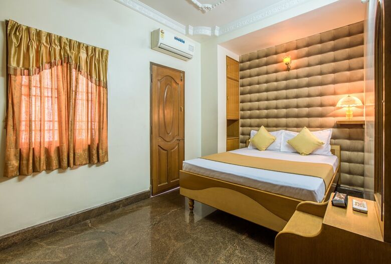 Hotel Sri Sai Park