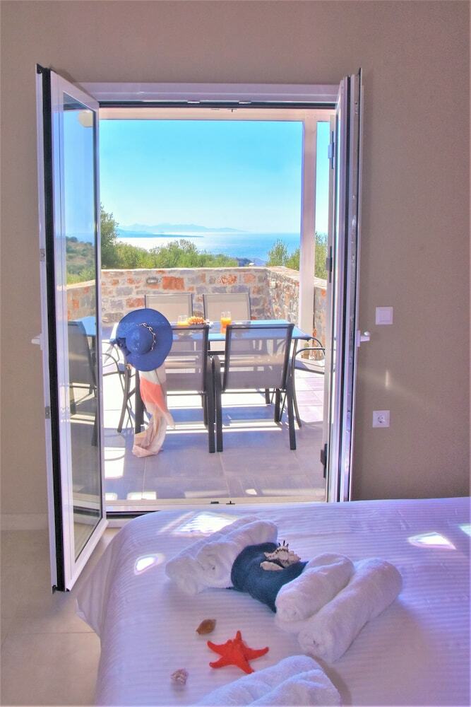 Villa Kounali Resort