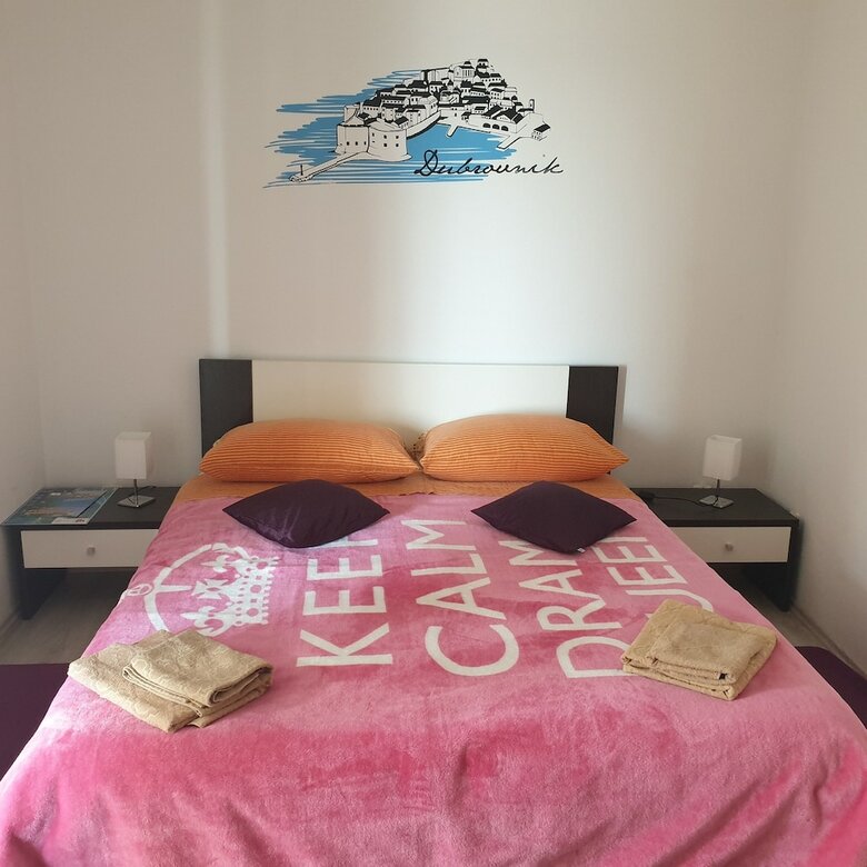 Apartments Lira