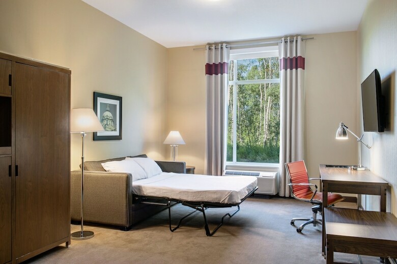 Hotel Four Points By Sheraton Grande Prairie
