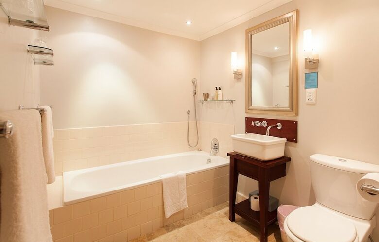 Hotel 5 Seasons Guest House