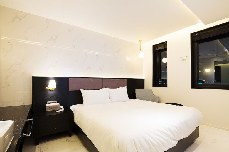 Brown Dot Hotel Business Busan Station