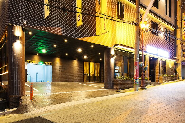 Brown Dot Hotel Business Busan Station