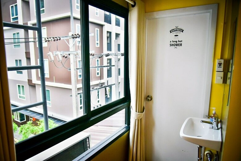 Hostal Zzz Hostel - Don Mueang Airport