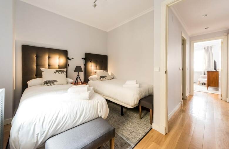 Apartamentos Alcal� City Center