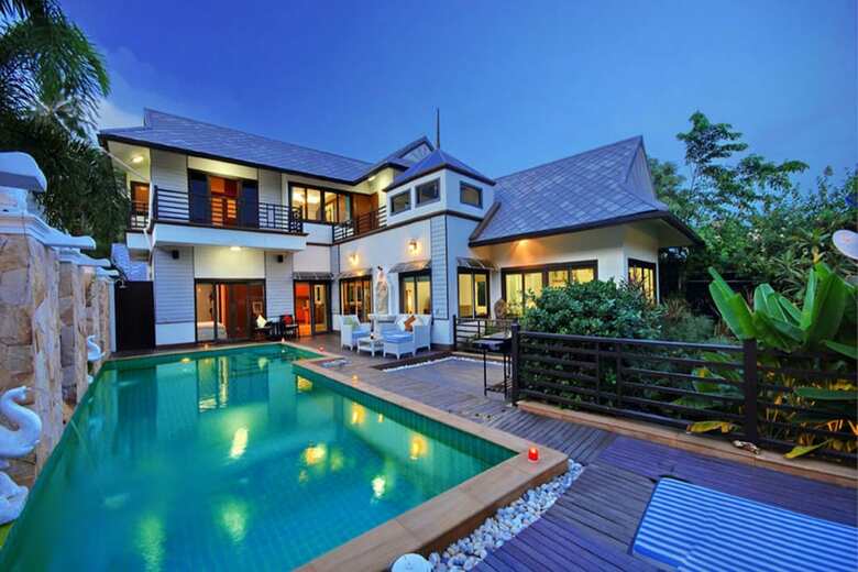 4 Bedroomed Villa In Chaweng  P1