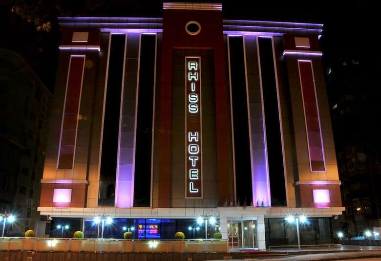 Rhiss Hotel Bostanci