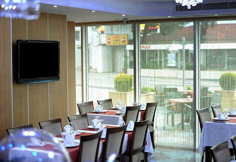 Rhiss Hotel Bostanci